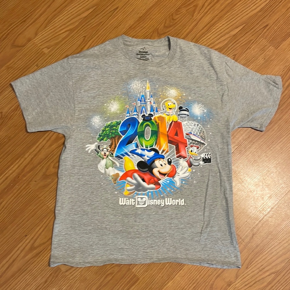 Walt Disney World 2014 Mens Sz L Shirt Collector Mickey Goofy Daisy